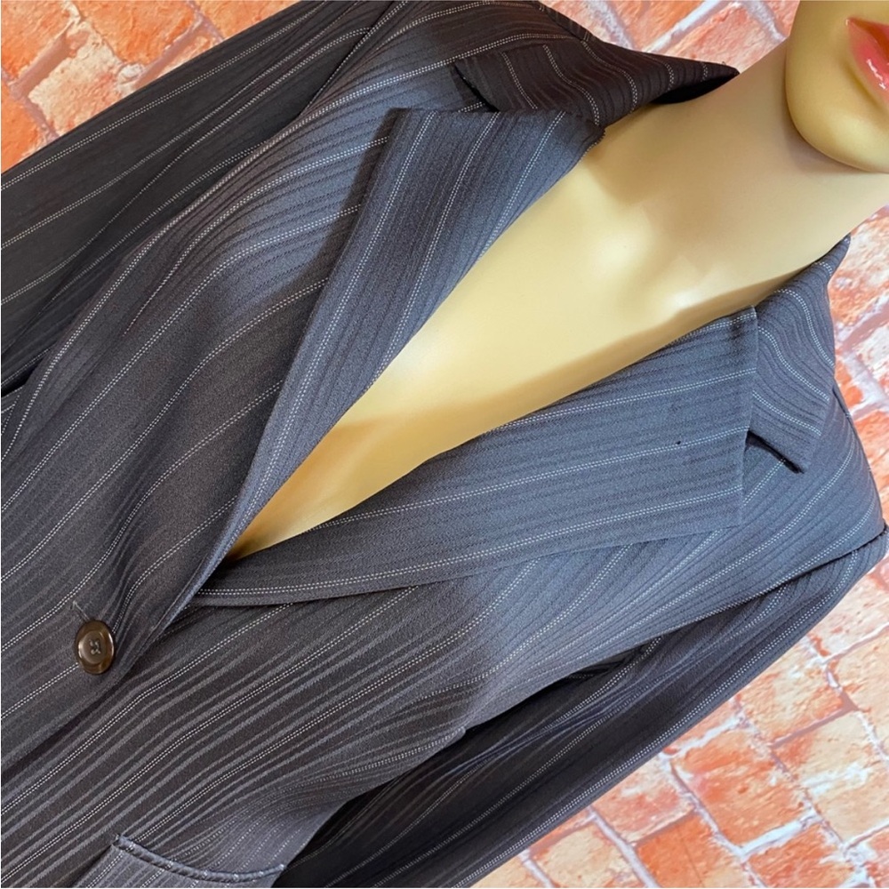 Giorgio Fiorlini Vintage Dark Gray‎ Pinstripe Blazer and Skirt Set Suit - Picture 2 of 16